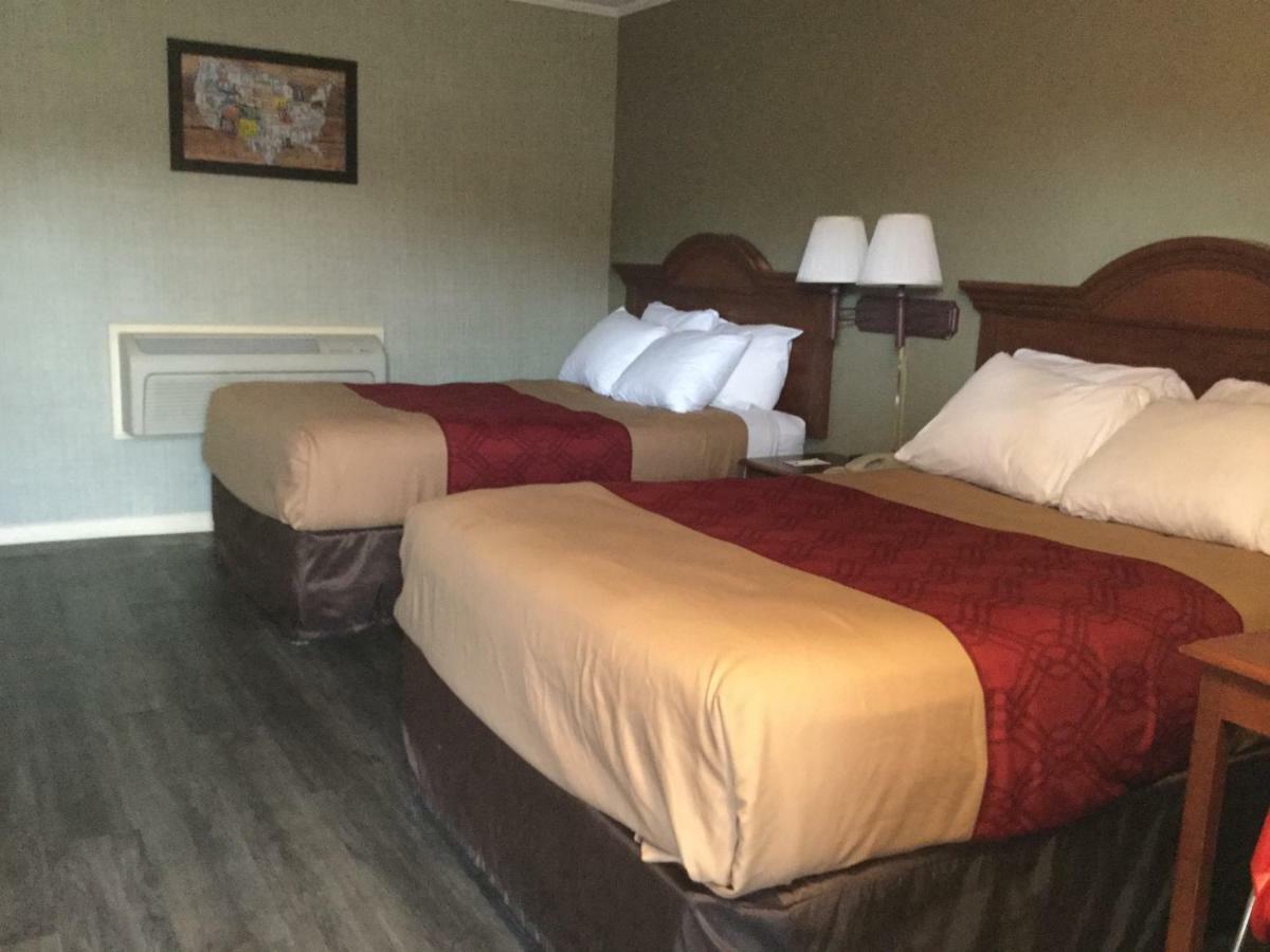 Falls Inn Newton Falls Ngoại thất bức ảnh