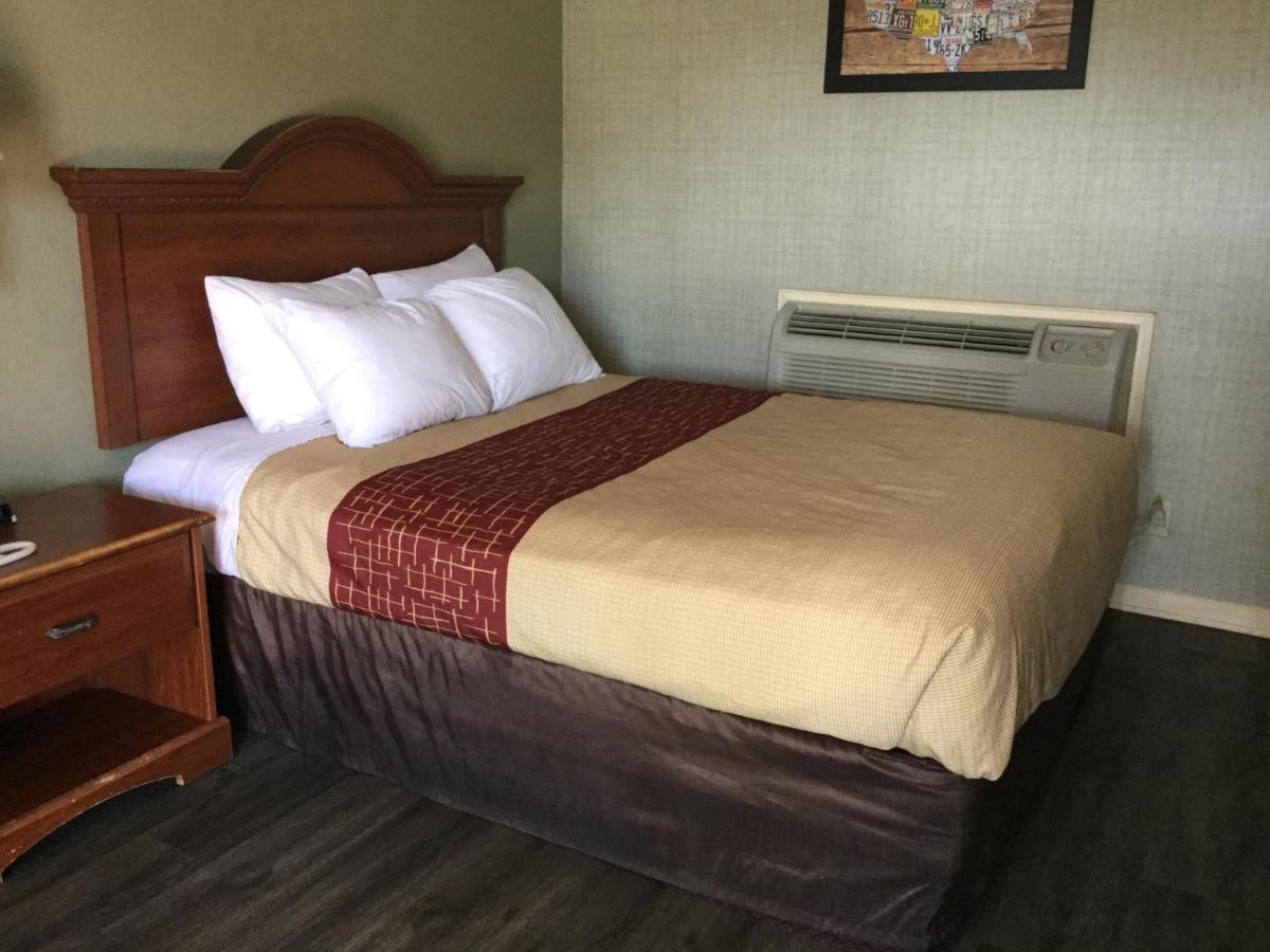 Falls Inn Newton Falls Ngoại thất bức ảnh
