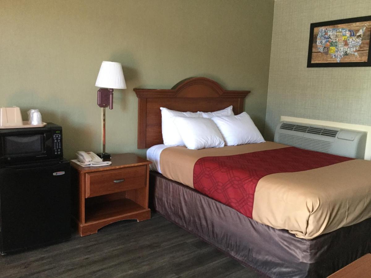 Falls Inn Newton Falls Ngoại thất bức ảnh